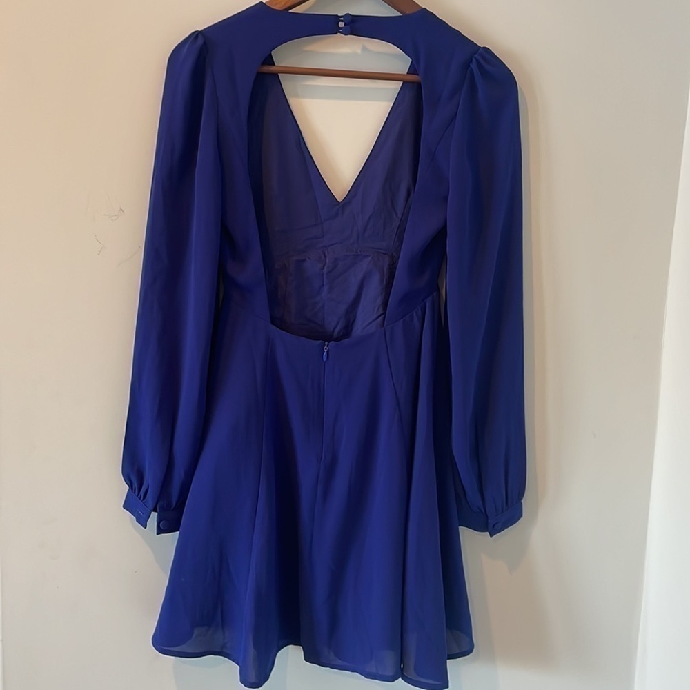 Lulu's Deep-v Backless Flare Mini Dress Longsleeve - Picture 6 of 12